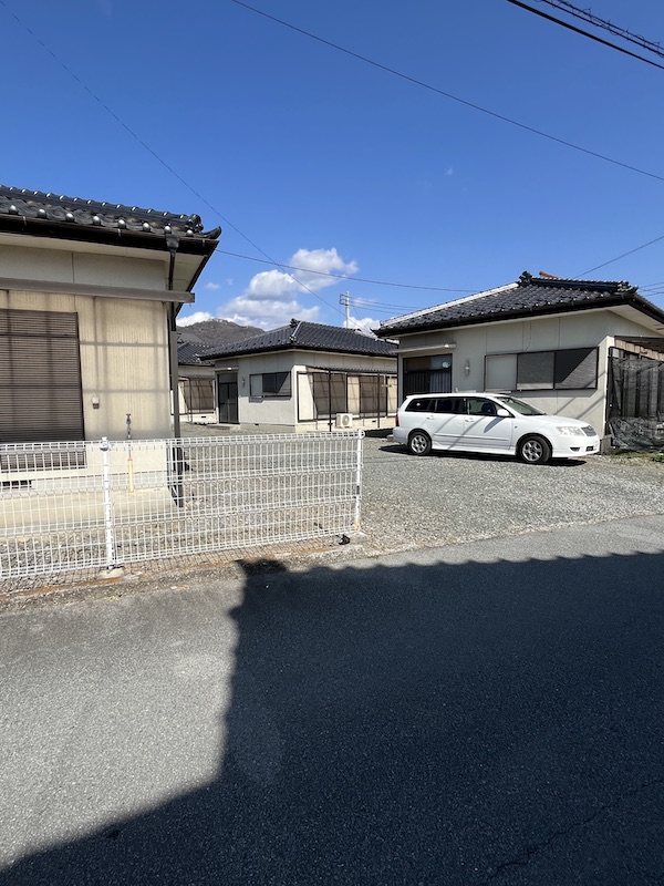 敷島教室　駐車場の入り口